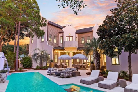 Moonstruck Cottage and Carriage House House in Rosemary Beach