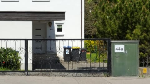 Facade/entrance, Day