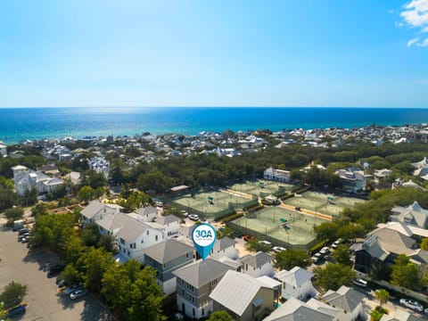 Southern Seaside Cottage and Carriage House House in Inlet Beach