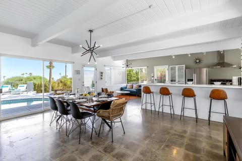 Hilltop Haven by ACME House Company Villa in Palm Springs