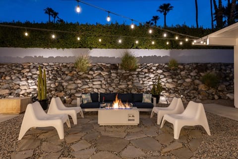 Hilltop Haven by ACME House Company Villa in Palm Springs