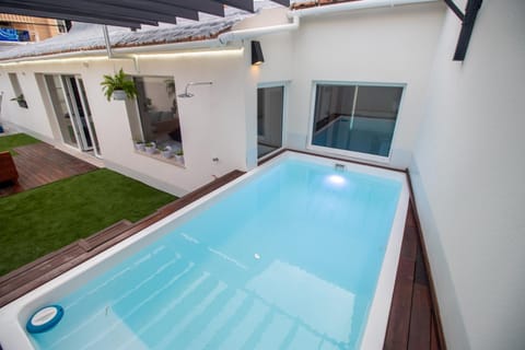 Day, Balcony/Terrace, Pool view, Swimming pool, Swimming pool