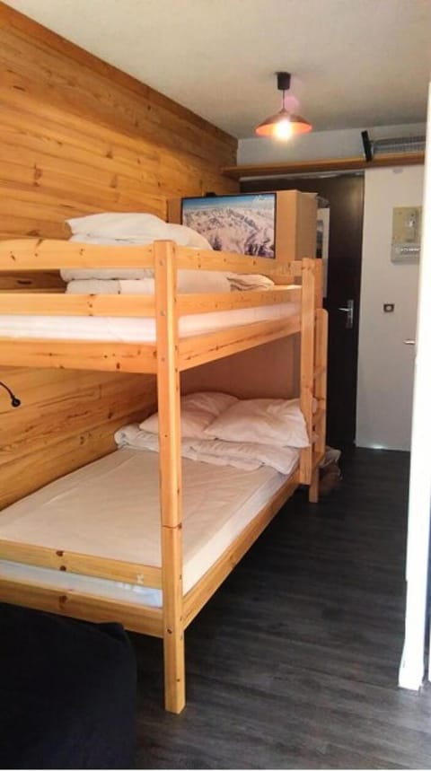 Bed, Bedroom, bunk bed, furniture
