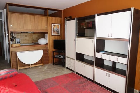 TV and multimedia, furniture