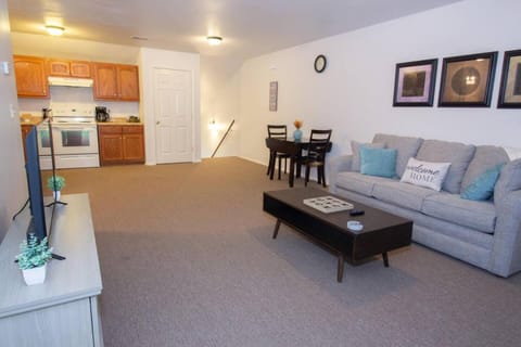 Cozy Retreat Near Ft Wood! Apartment in Ozark Mountains