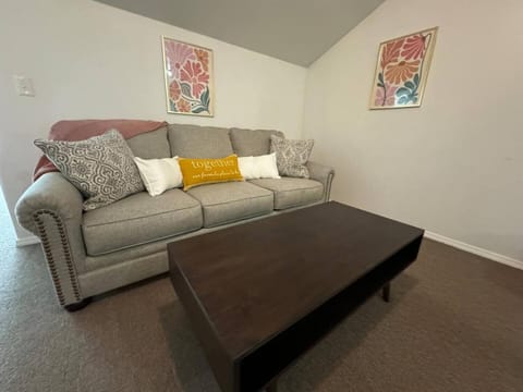 Ideal Retreat Near Ft Wood! Apartment in Ozark Mountains