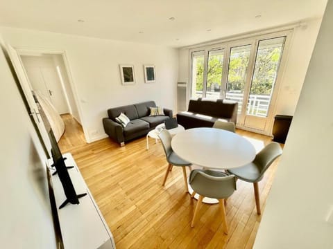 Le triangle d'or Apartment in Chelles