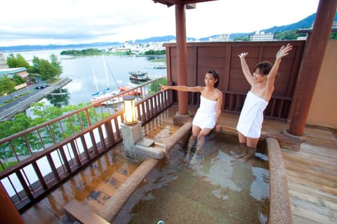 Lake view, Open Air Bath, Internal: Not applicable to any particular room
