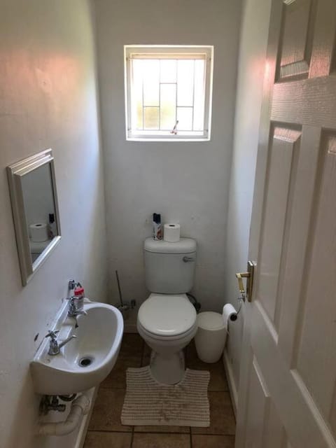 Basic and Simple Hospitality House in Western Cape