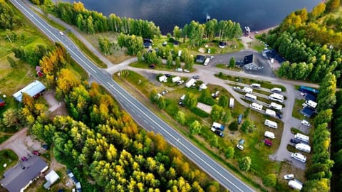 Property building, Day, Bird's eye view