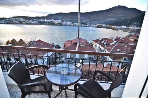Property building, Patio, Day, Natural landscape, View (from property/room), Balcony/Terrace, Living room, Seating area, City view, Lake view, Mountain view