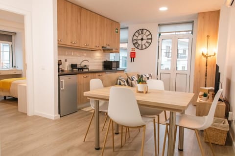 Kitchen or kitchenette, Living room