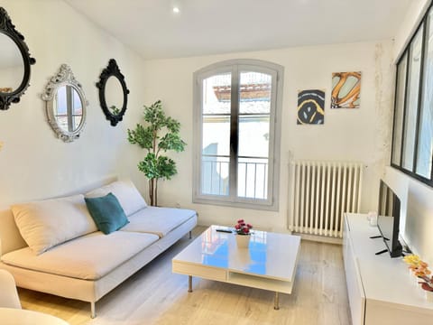 TV and multimedia, Living room, internet
