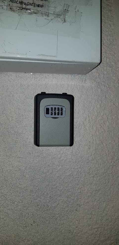 DIJON Super appartement F1 bis climatisé mezzanine Apartment in Dijon