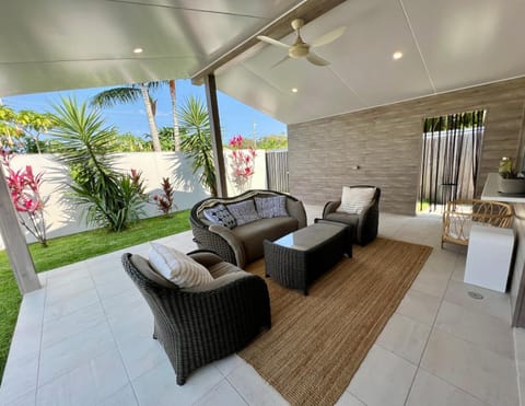 Patio, Seating area