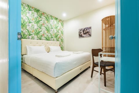 Bed, Bedroom, wardrobe