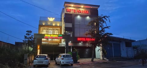 Property building, Night, Neighbourhood, Street view, Parking