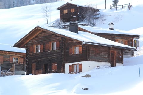 Property building, Winter