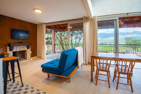 Patio, Communal lounge/ TV room, Natural landscape, View (from property/room), Dining area, Mountain view