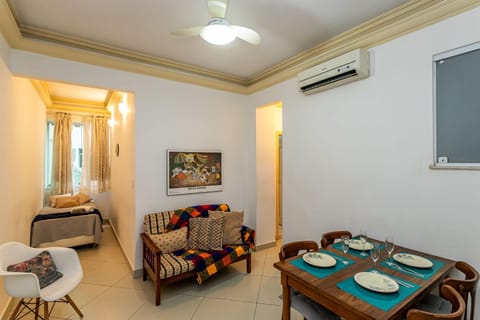 Communal lounge/ TV room, Living room, Dining area