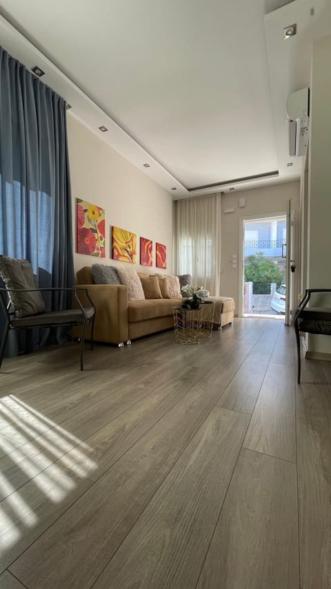 H&M Real Estate Hospitality Apartment in Alexandroupoli