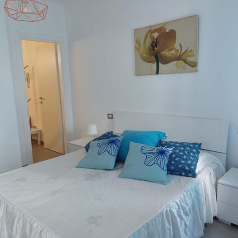 Appartamento dietro il lungomare fra le due baie, fino a 8 posti letto Apartment in Sestri Levante