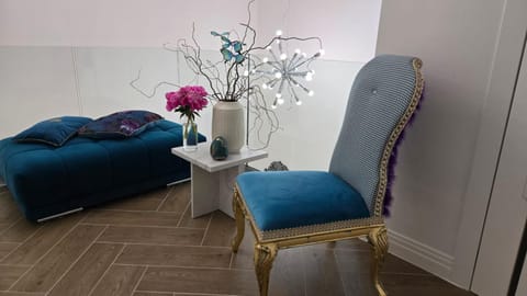 Lobby or reception, Seating area