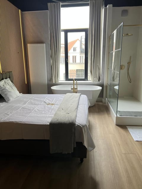 Shower, Bed, Bathroom, Bedroom