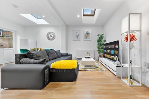 TV and multimedia, Living room