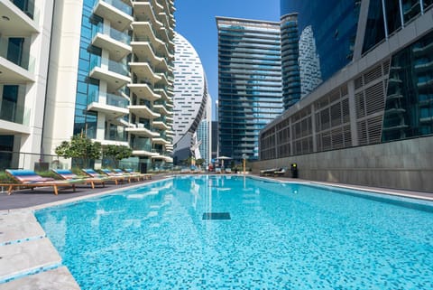 Day, Swimming pool, Swimming pool, sunbed
