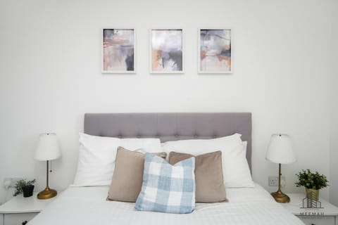 Bed, Bedroom, wardrobe