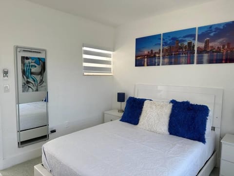 Villa Clara Blue-Little Havana Apartment in Brickell