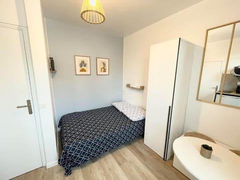 Studio cosy 10min de Paris & CDG Apartment in Drancy