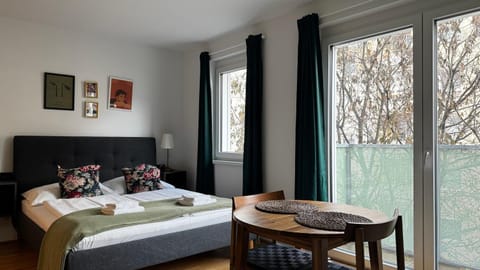 Bed, Balcony/Terrace, Photo of the whole room, Bedroom