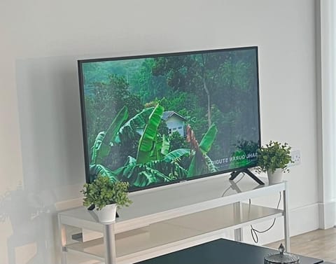 Communal lounge/ TV room, Communal lounge/ TV room, Natural landscape, TV and multimedia, Evening entertainment