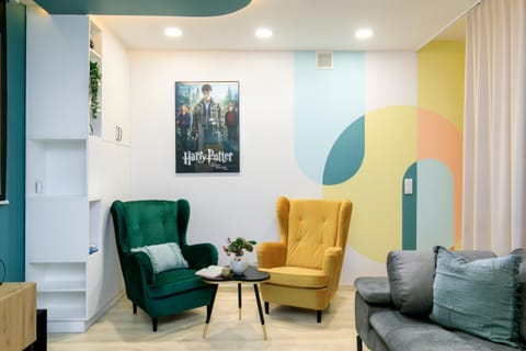 Living room, Seating area