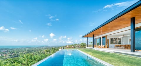 Property building, Sea view, Swimming pool