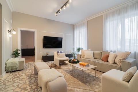 TV and multimedia, Living room, Seating area