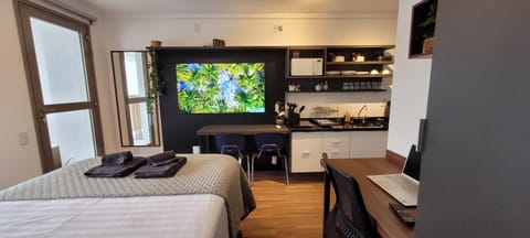 Bed, TV and multimedia, Bedroom, wardrobe, air conditioner