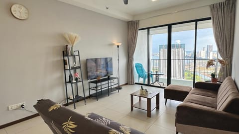 Communal lounge/ TV room, Living room, Seating area