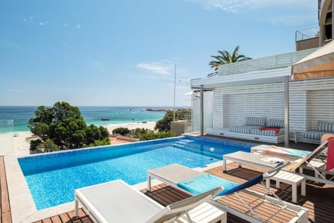 View (from property/room), Balcony/Terrace, Balcony/Terrace, Sea view, Swimming pool, sunbed