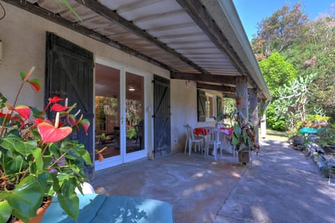 Property building, Patio