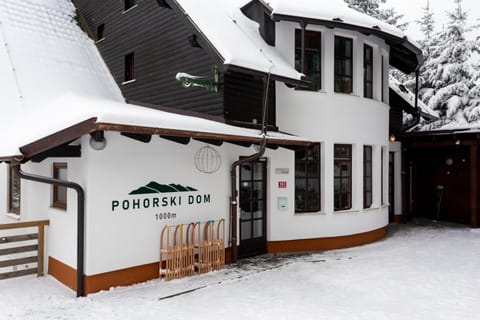 Property building, Winter