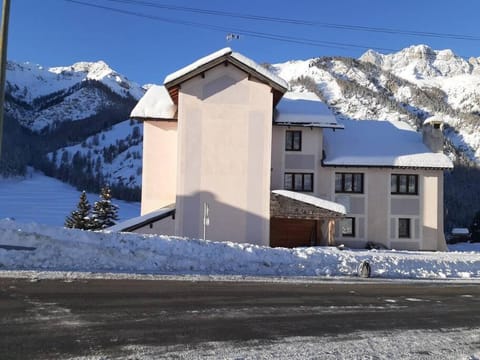 Paradis St Véran Apartment in Piedmont