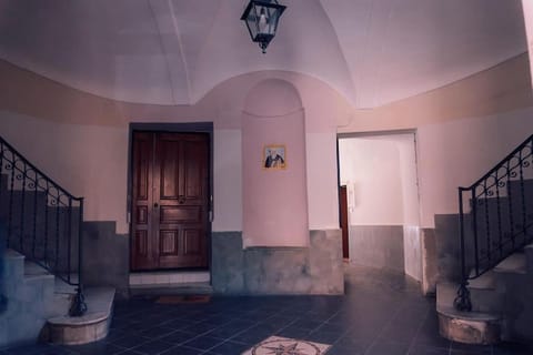 santacroce guest house Apartment in Naples