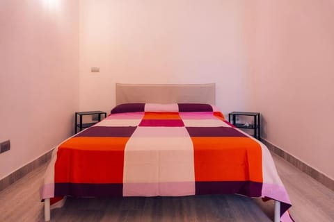 santacroce guest house Apartment in Naples