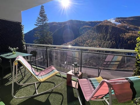 Magnifique logement plein centre face aux pistes Apartment in Saint-Étienne-de-Tinée