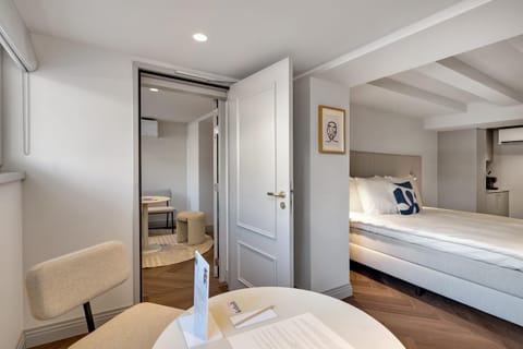 TV and multimedia, Bedroom