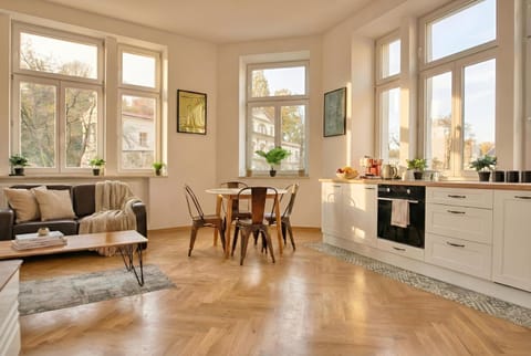 Kitchen or kitchenette, Living room, Dining area