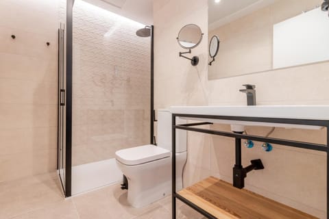 Home Art Apartments Bernabéu Apartment in Madrid